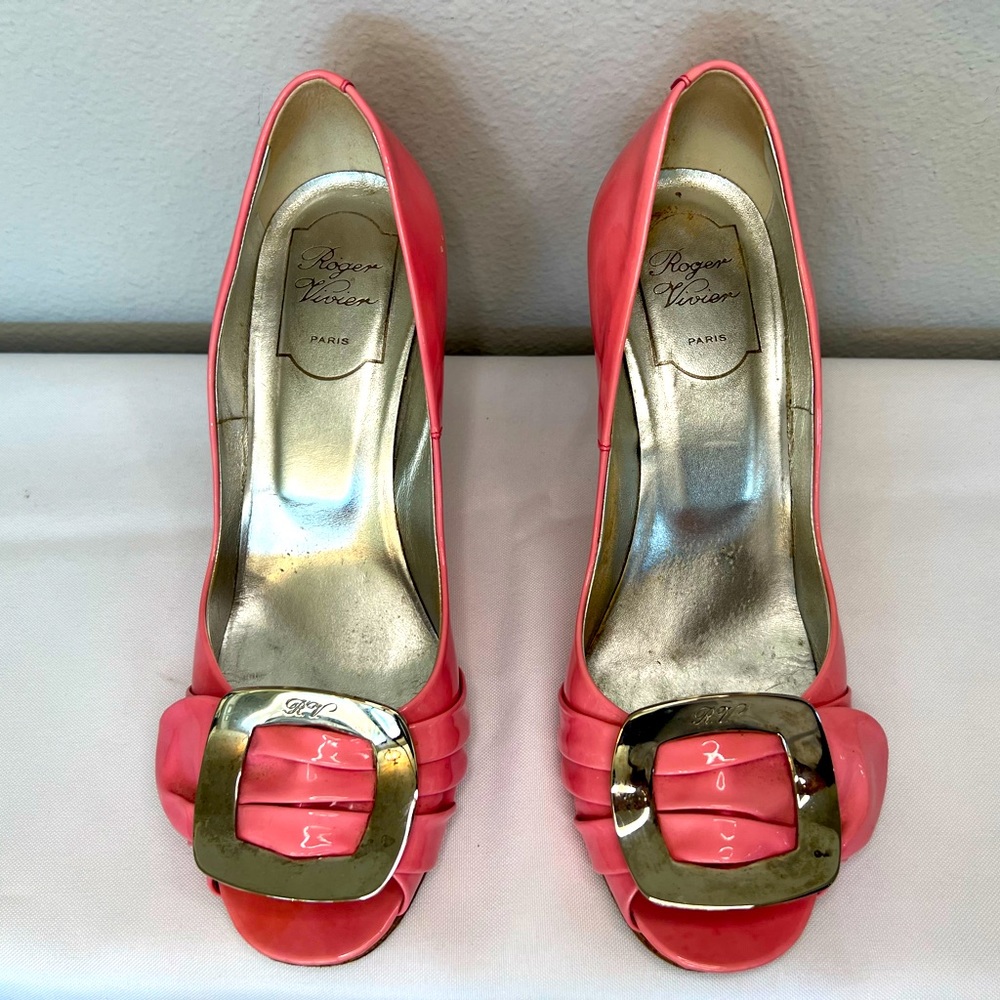 Roger Vivier Trompette Pink Patent Leather Pumps w/Silver Heels & Buckles Sz8